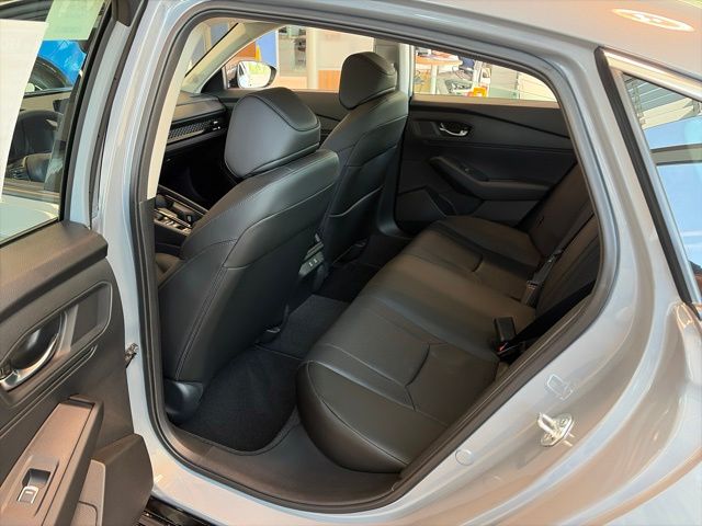 2026 Honda Accord Hybrid EX-L - Photo 9