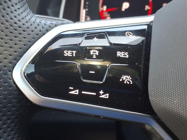 2023 Volkswagen Jetta GLI - Image 11