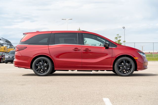 2024 Honda Odyssey Sport 8