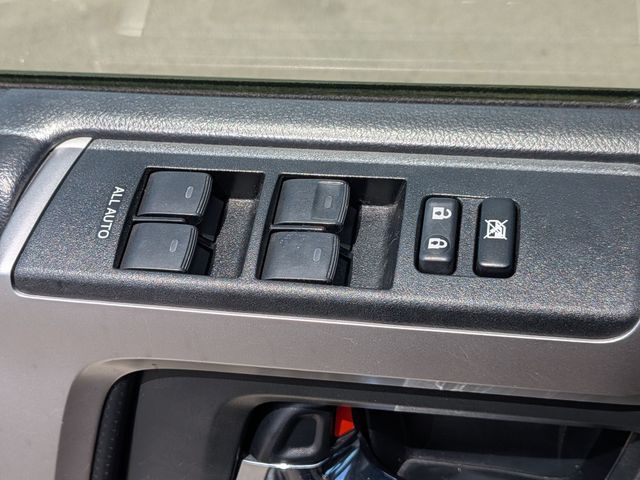 2020 Toyota 4Runner - Image 15