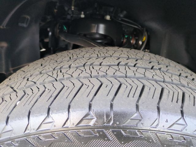 Used 2023 Gray Ford XL image 11
