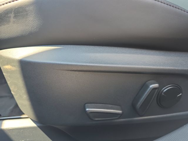 Used 2024 Vapor Blue Ford Premium image 30