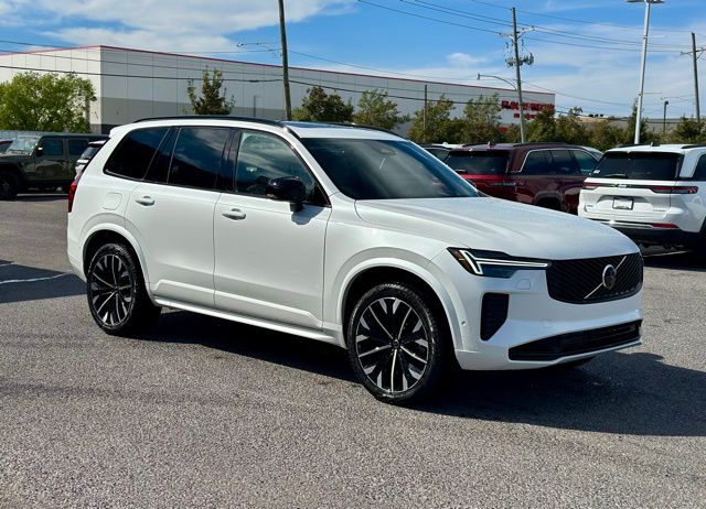 2026 Volvo XC90 Plug-In Hybrid T8 Ultra