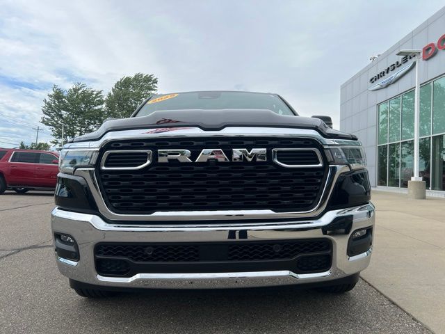 2025 Ram 1500 Big Horn/Lone Star - Diamond Black exterior view 2