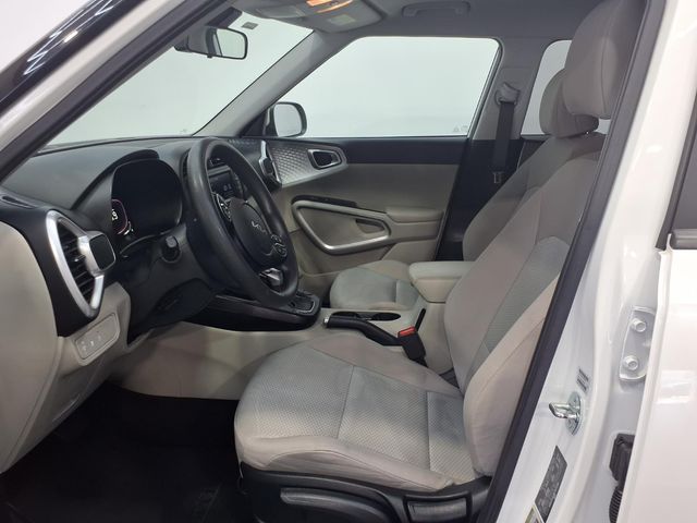 2023 Kia Soul LX - 11