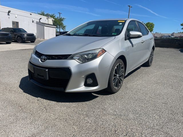 Classic Silver Metallic 2014 Toyota Corolla S Plus Sedan Front-Wheel Drive Continuously Variable Transmission