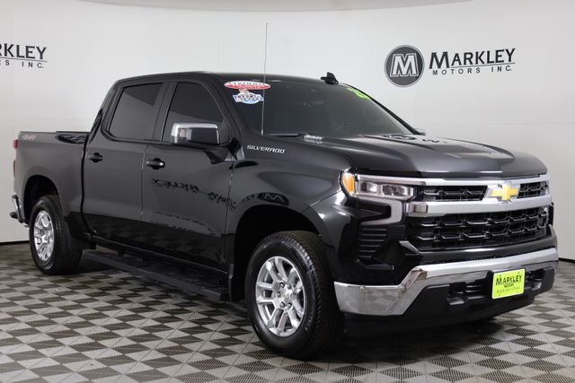 2025 Chevrolet Silverado 1500 LT Crew Cab 4WD