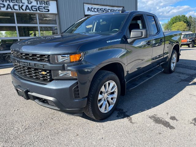 2021 Chevrolet Silverado 1500 Custom - Shadow Gray Metallic exterior view 3