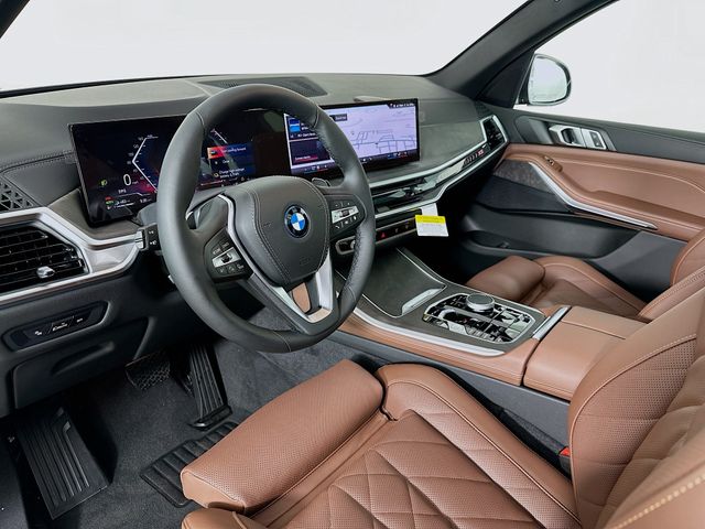 2025 BMW X5 xDrive50e 9