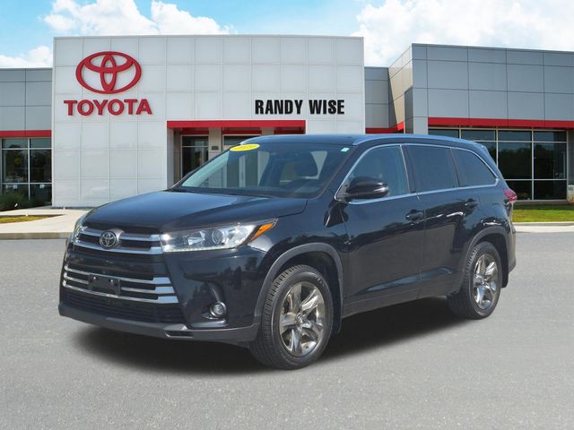 2019 Toyota Highlander - Image 1