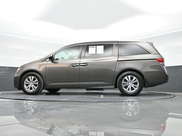 2016 Honda Odyssey SE 34