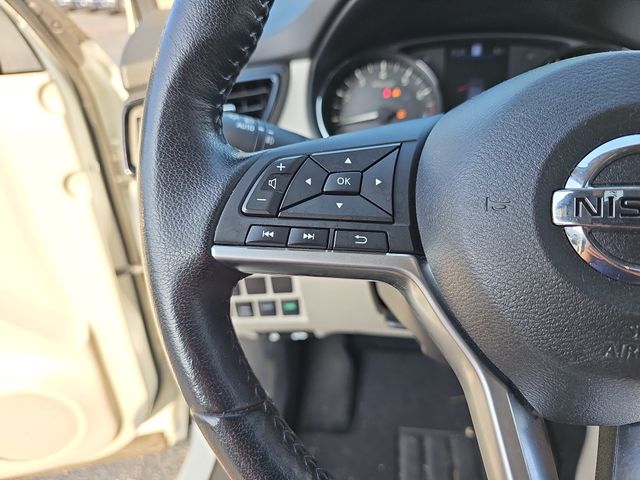 Certified Used 2020 White Nissan SL image 17
