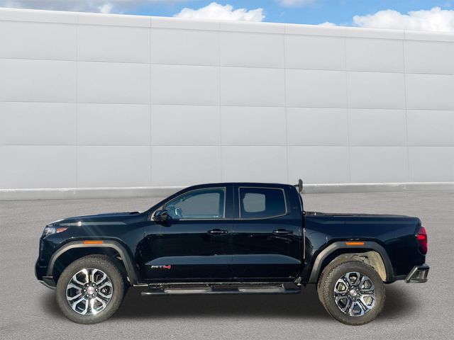 2023 GMC Canyon AT4 2