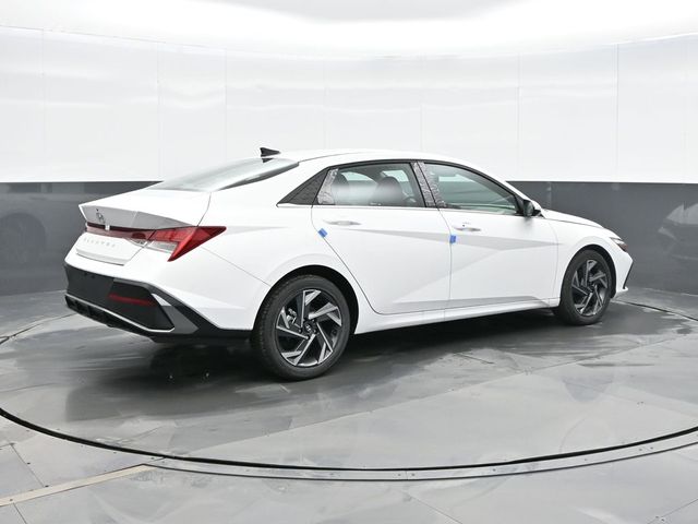 2024 Hyundai Elantra SEL 8