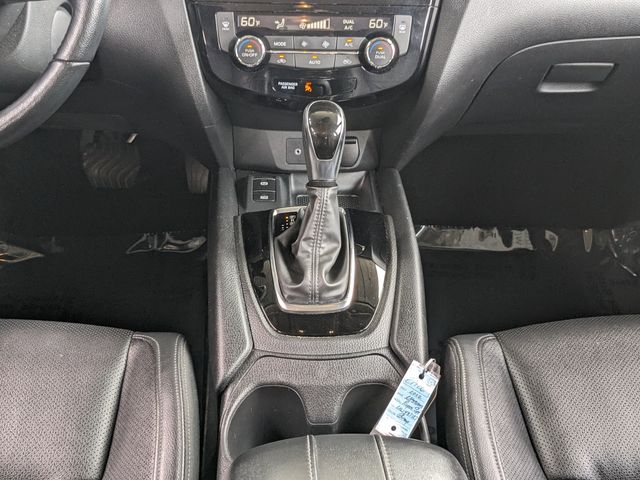 2022 Nissan Rogue Sport SL photo