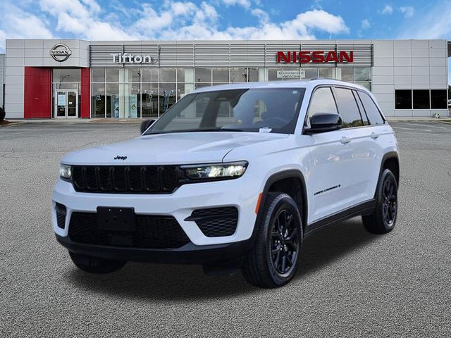 Used 2025 Jeep Grand Cherokee SUV