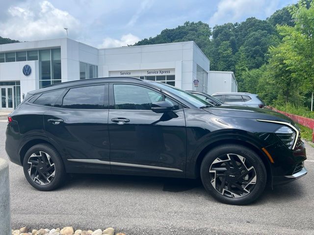 2024 Kia Sportage SX-Prestige Black at Grove City Ford
