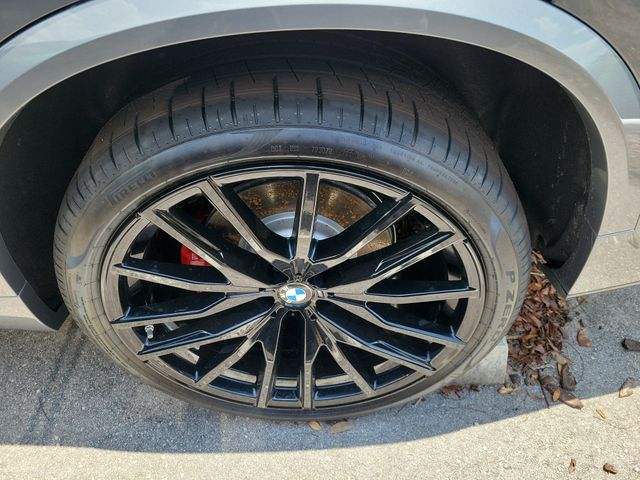 New 2026 Gray BMW sDrive40i image 6