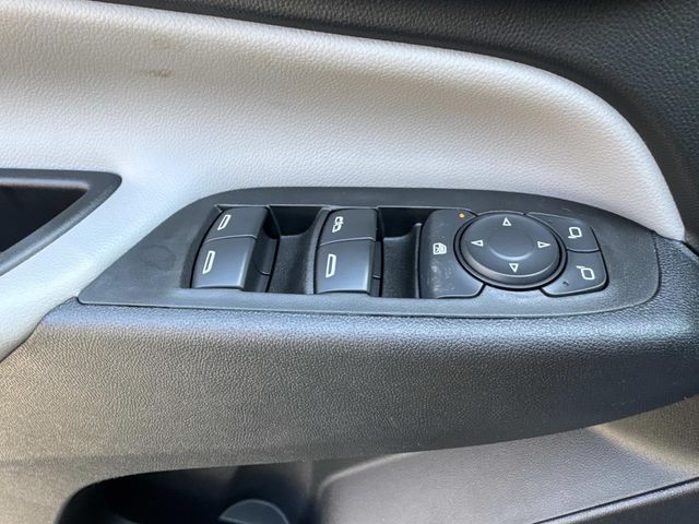 2021 Chevrolet Equinox - Image 21