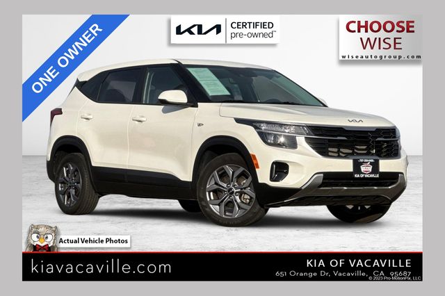 Snow White Pearl 2024 Kia Seltos LX AWD SUV / Crossover All-Wheel Drive Continuously Variable Transmission