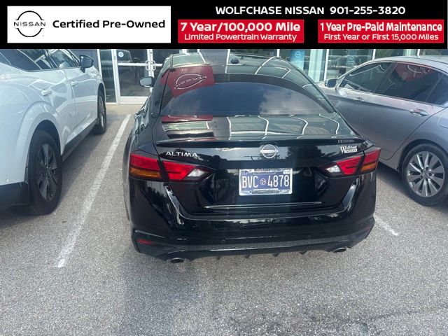2025 Super Black Clearcoat Nissan Altima 2.5 SV FWD Sedan