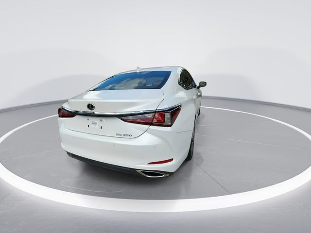 2021 Lexus ES - $33,498