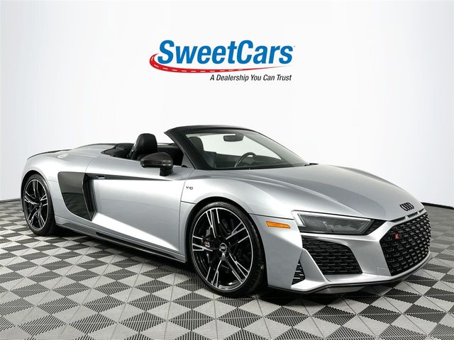 Florett Silver Metallic 2021 Audi R8 quattro V10 Performance Spyder AWD Convertible All-Wheel Drive 7-Speed Automatic