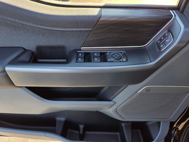 New 2026 Ford F-150 SuperCrew 5.5' Box Lariat