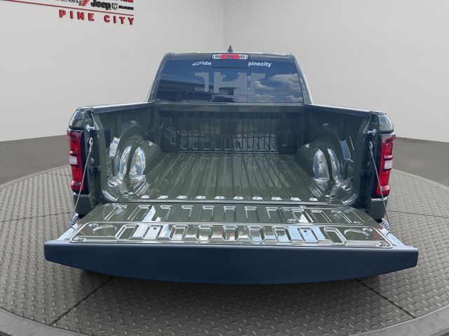 2026 Tank Ram 1500 Laramie Night Edition 4X4 Truck