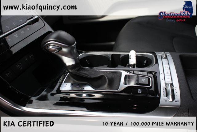 Used 2024 Kia Carnival Van