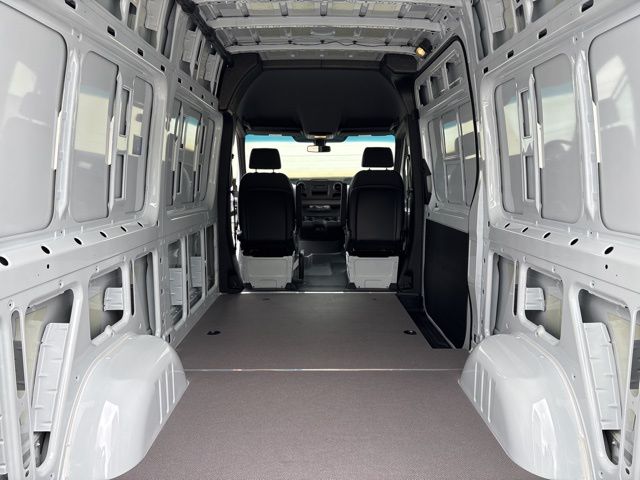 2025 Mercedes-Benz Sprinter 2500 Cargo 144 WB photo