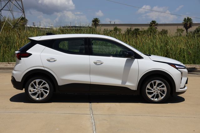 2027 Chevrolet Bolt EV LT - 3