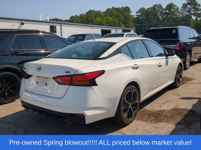 Used 2024 Glacier White Nissan 2.5 SR image 4