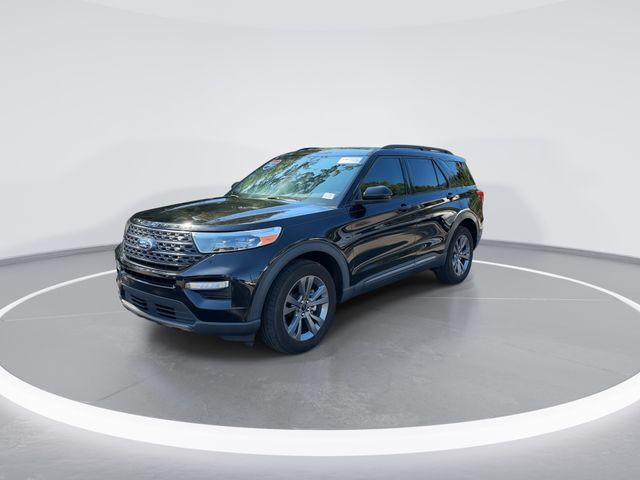 Used 2022 Black Ford XLT image 3
