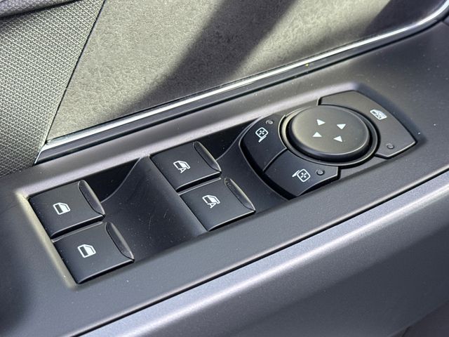 New 2026 White Ford XLT image 19