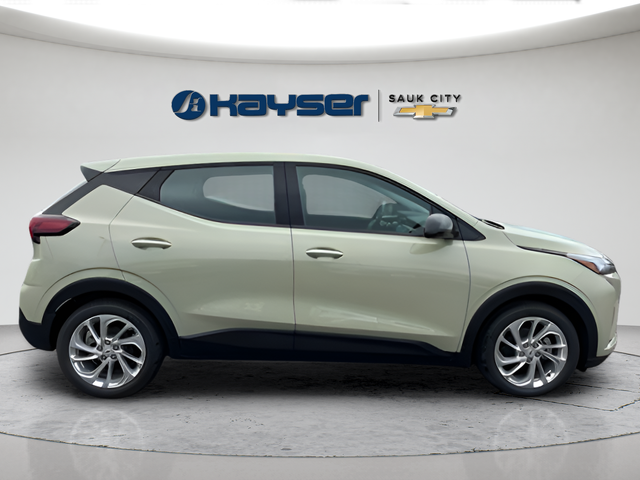 Relic Green Metallic 2027 Chevrolet Bolt SUV / Crossover Front-Wheel Drive 1-Speed Automatic