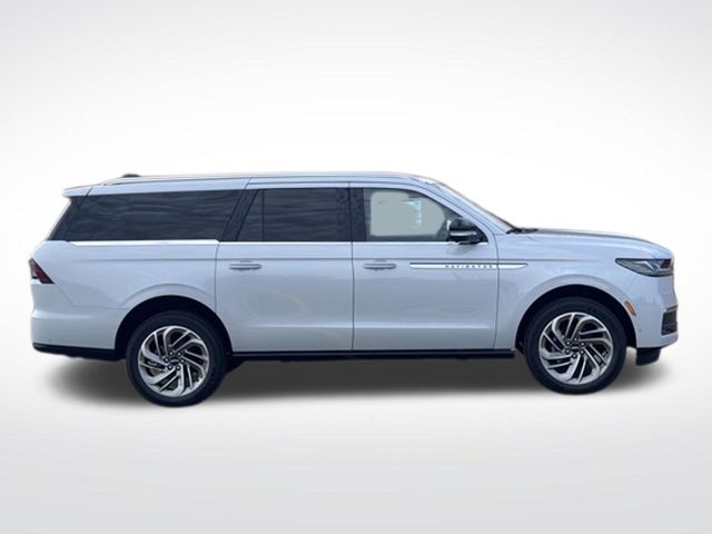 2025 Lincoln Navigator Reserve L