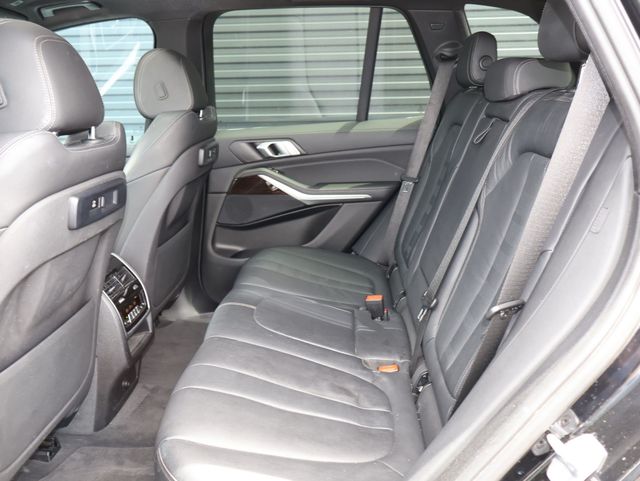 2019 BMW X5 xDrive40i Black at Ultimate Motorsports