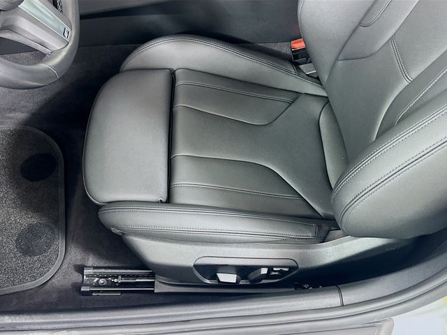 Thumbnail: 2022 BMW Z4 - 20