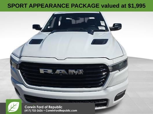 2025 RAM 1500 Laramie Crew Cab 4WD