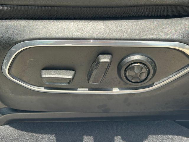 Used 2024 Jeep Wagoneer L SUV