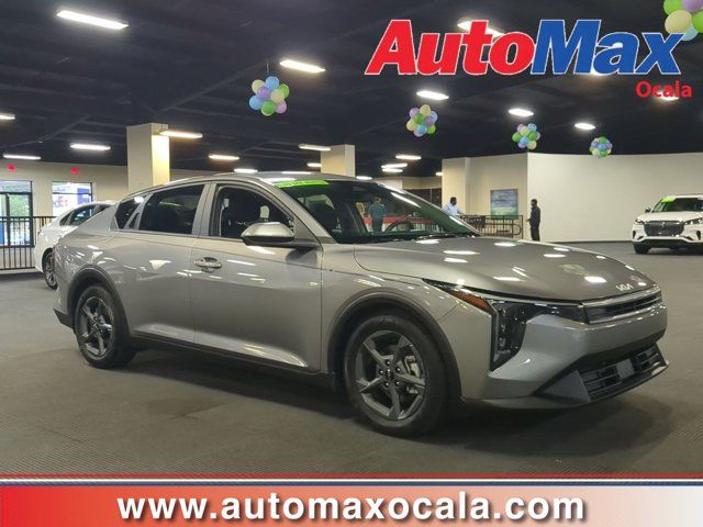 Steel Gray 2025 Kia K4 LXS FWD Sedan Front-Wheel Drive Continuously Variable Transmission