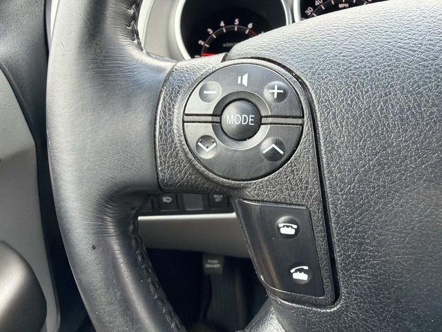 2013 Toyota Sequoia - Image 14