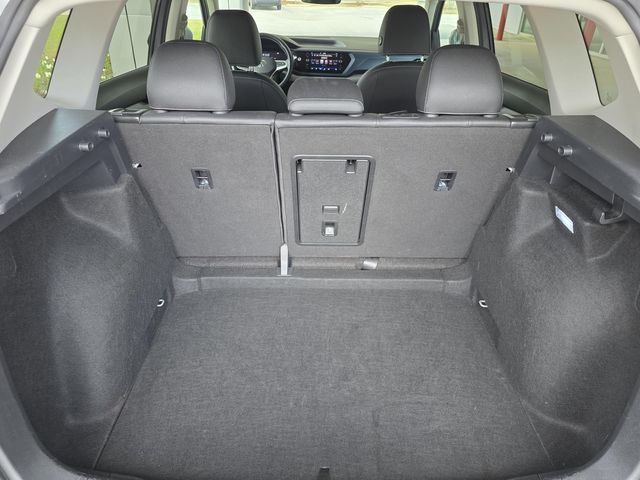 2024 Volkswagen Taos SE - Photo 12