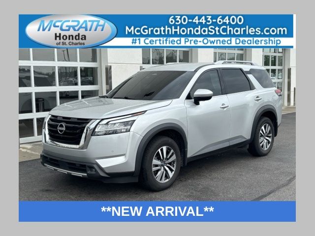Brilliant Silver Metallic 2022 Nissan Pathfinder SL 4WD SUV / Crossover All-Wheel Drive 9-Speed Automatic