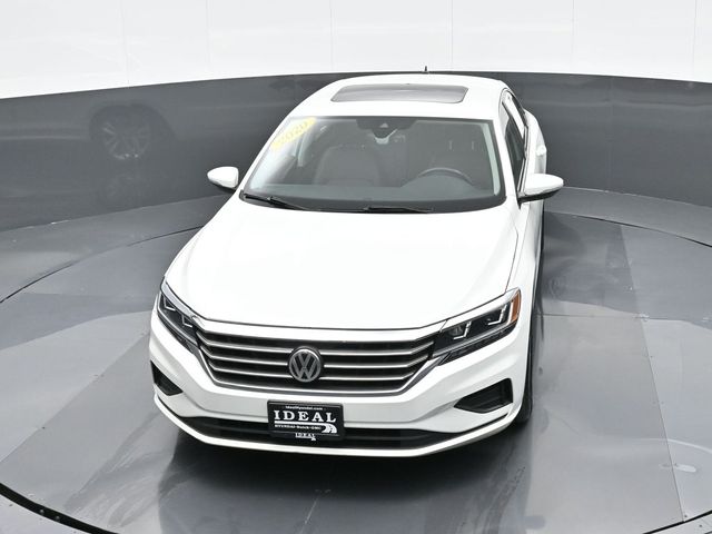 2020 Volkswagen Passat 2.0T SE 21