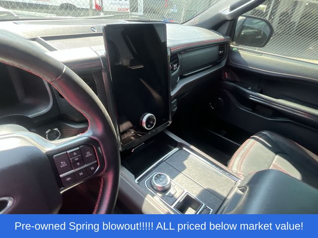 Used 2022 White Ford Limited image 13