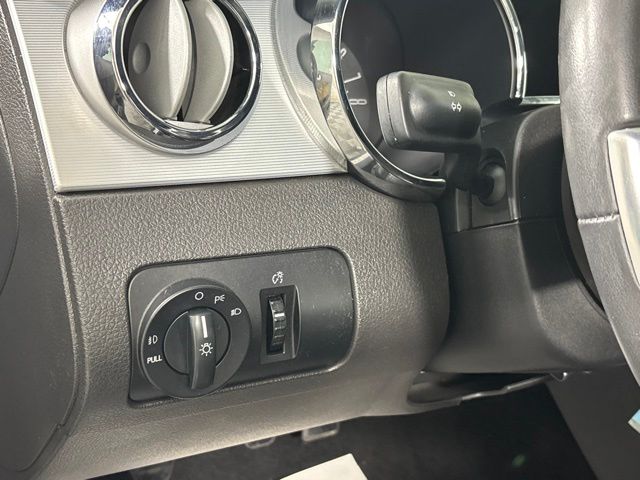 Used 2006 Ford Mustang Coupe
