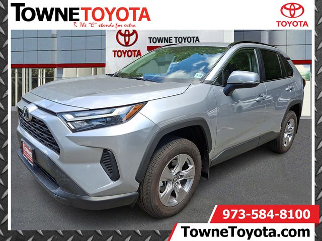 2025 Toyota RAV4 XLE FWD