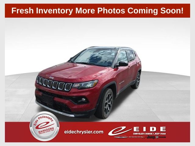 Red Hot Pearlcoat 2025 Jeep Compass SUV / Crossover Four-Wheel Drive 8-Speed Automatic